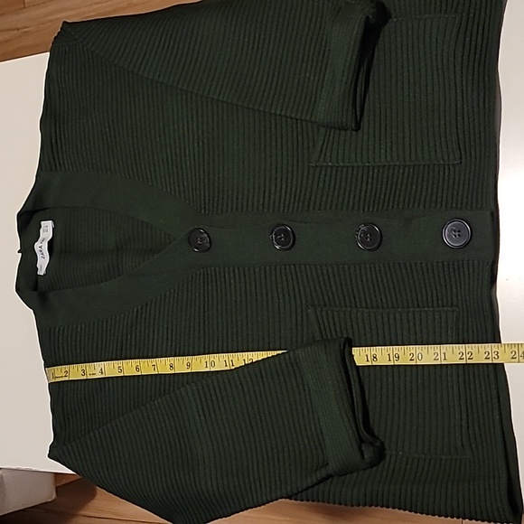 Zara forest green oversized open front sweater. - Picture 5 of 8